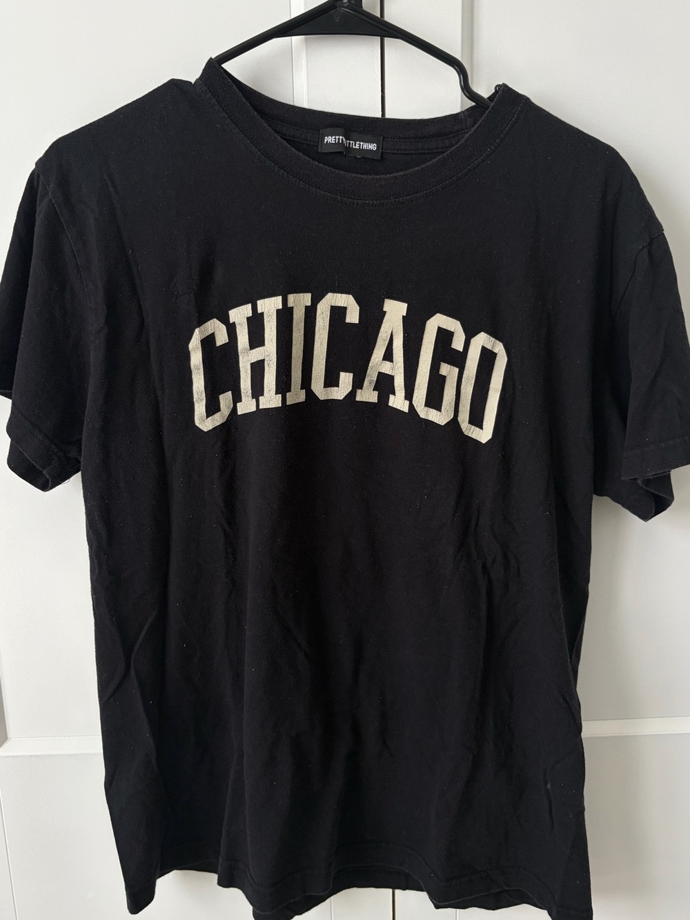 Pretty Little Thing TShirt - Picture 1 of 4